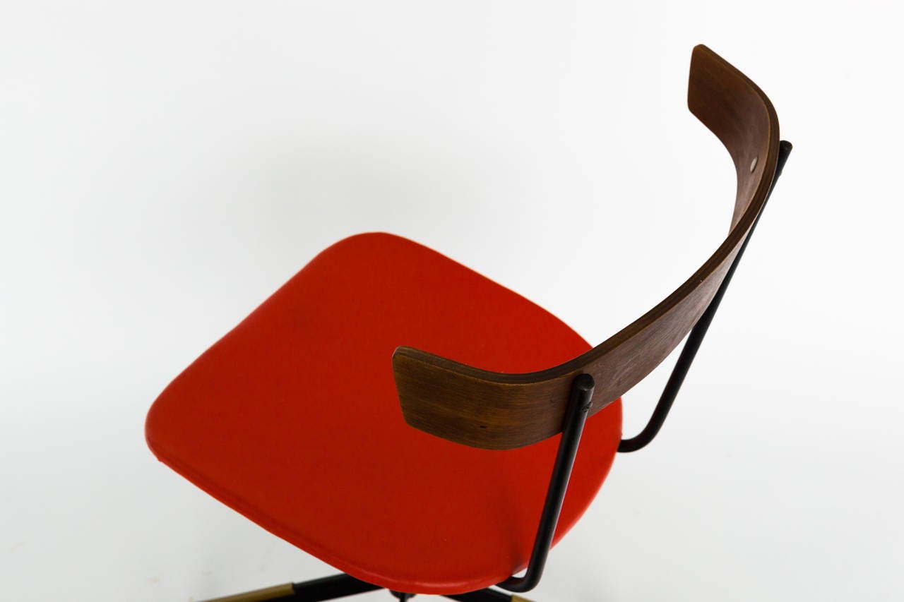 Mid-20th Century Mid Century Modern Desk Chair By Clifford Pascoe