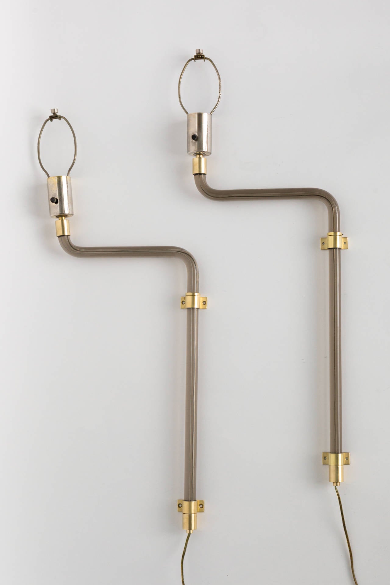 Pair of Mid-Century crylicord Lucite wall lights or sconces by Peter Hamburger for Kovacs.