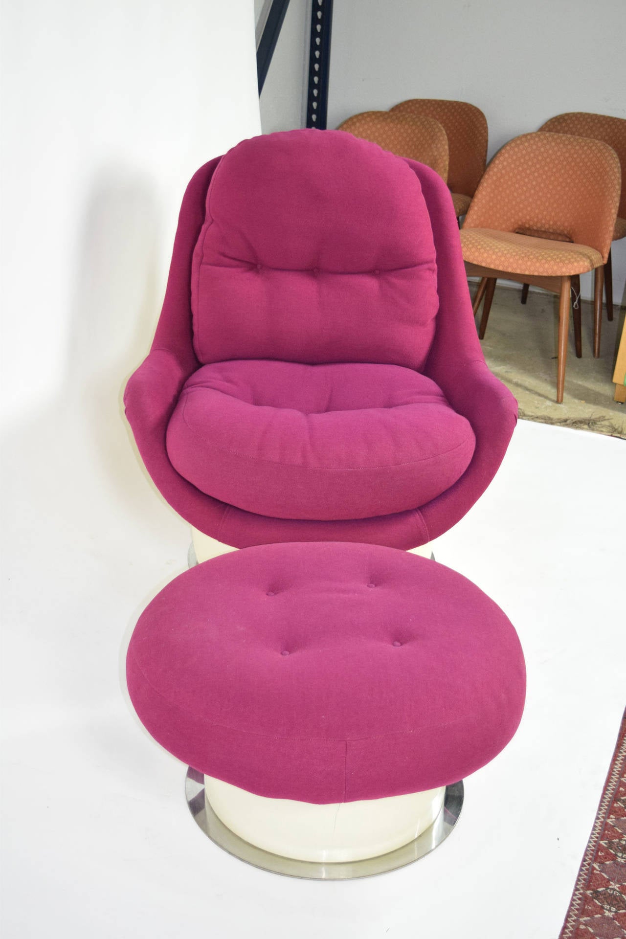 20th Century Milo Baughman Lounge Chair and Ottoman