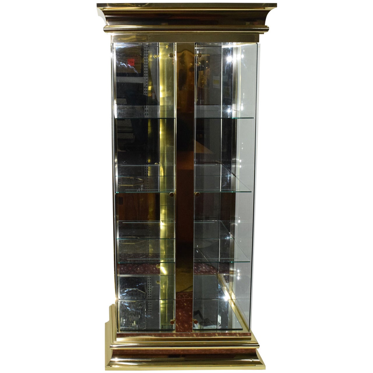 Lighted Display Vitrine/Cabinet in Brass Finish Attributed to Mastercraft