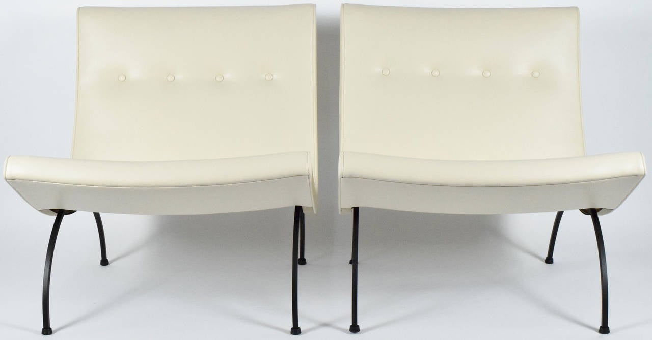 Mid-Century Modern Early Pair of Milo Baughman Scoop Chairs by Broyhill, Restored