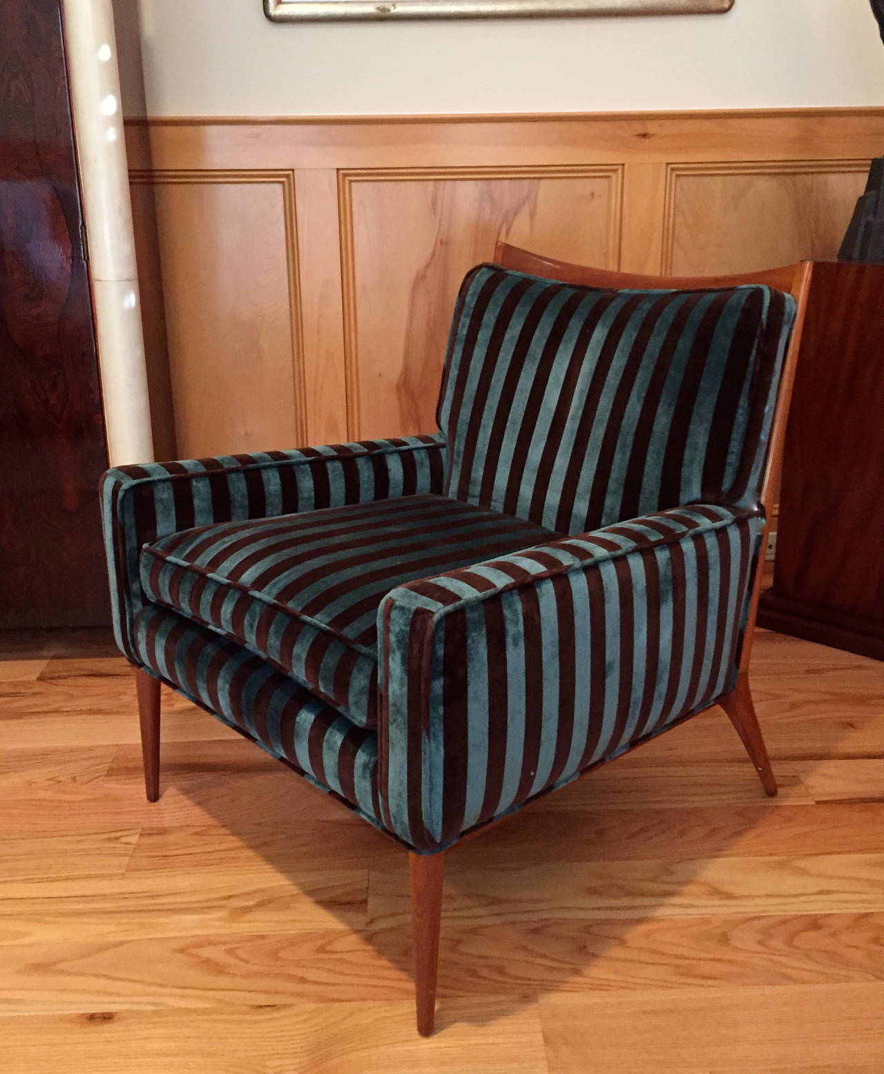 20th Century Pair of Paul McCobb for Directional Lounge Chairs in Original Fabric