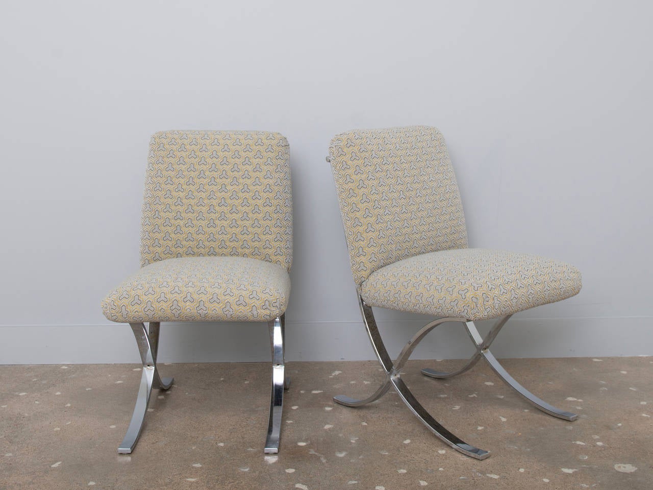 Mid-Century Modern Set of 4 Milo Baughman for Directional X-Base Chairs For Sale