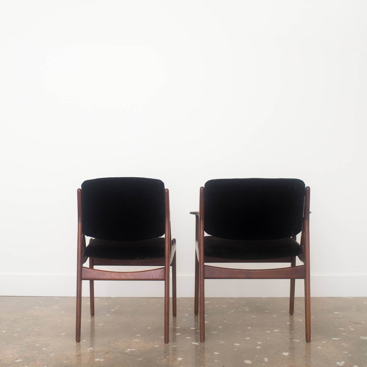 Mid-20th Century Arne Vodder for Vamo Dining Chairs Upholstered in Black Mohair