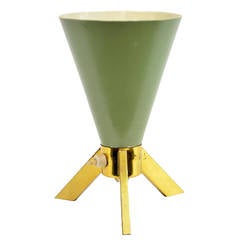 Italian Mid-Century Modern Metal Tripod Table Lamp in the Manner of Stilnovo