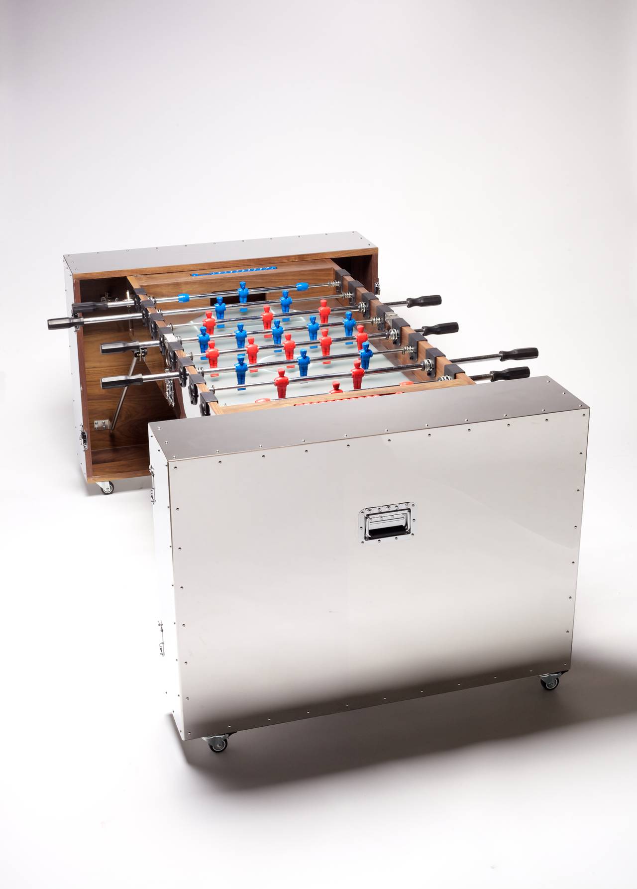 The newest addition to the Crates Stainless Steel series includes a foosball table, an expandable fun piece while meticulous engineering and construction happening at the same time. 

Naihan’s idea for the CRATES originated from the uncertainty of