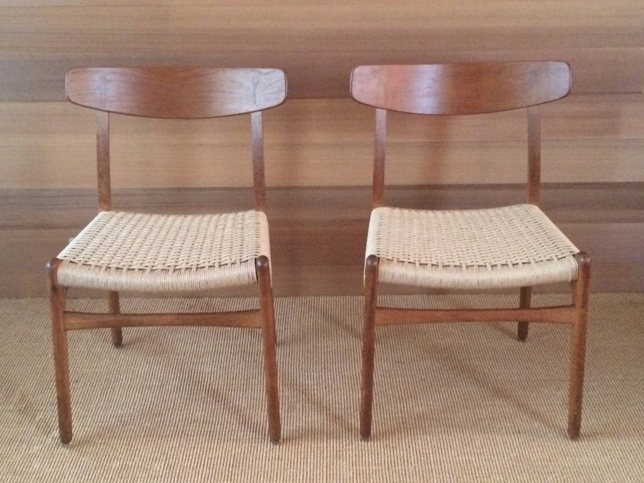 Museum Quality Hans Wegner Chairs in Oak and Paper Cord, 1950 In Excellent Condition In Southampton, NY