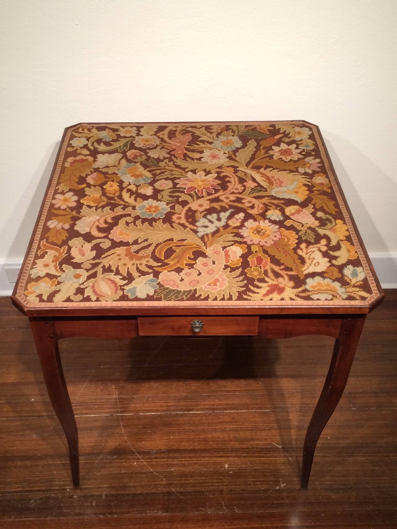 18th Century French Provincial Games Table In Excellent Condition For Sale In Southampton, NY