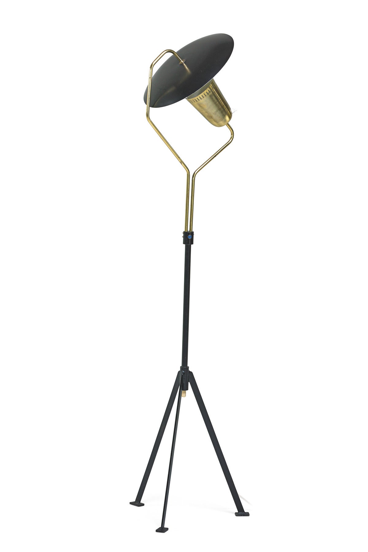 Scandinavian modern floor lamp; convex reflector. A rare form, Sweden, 1960. (Enameled metal, brass; manufacturer label).