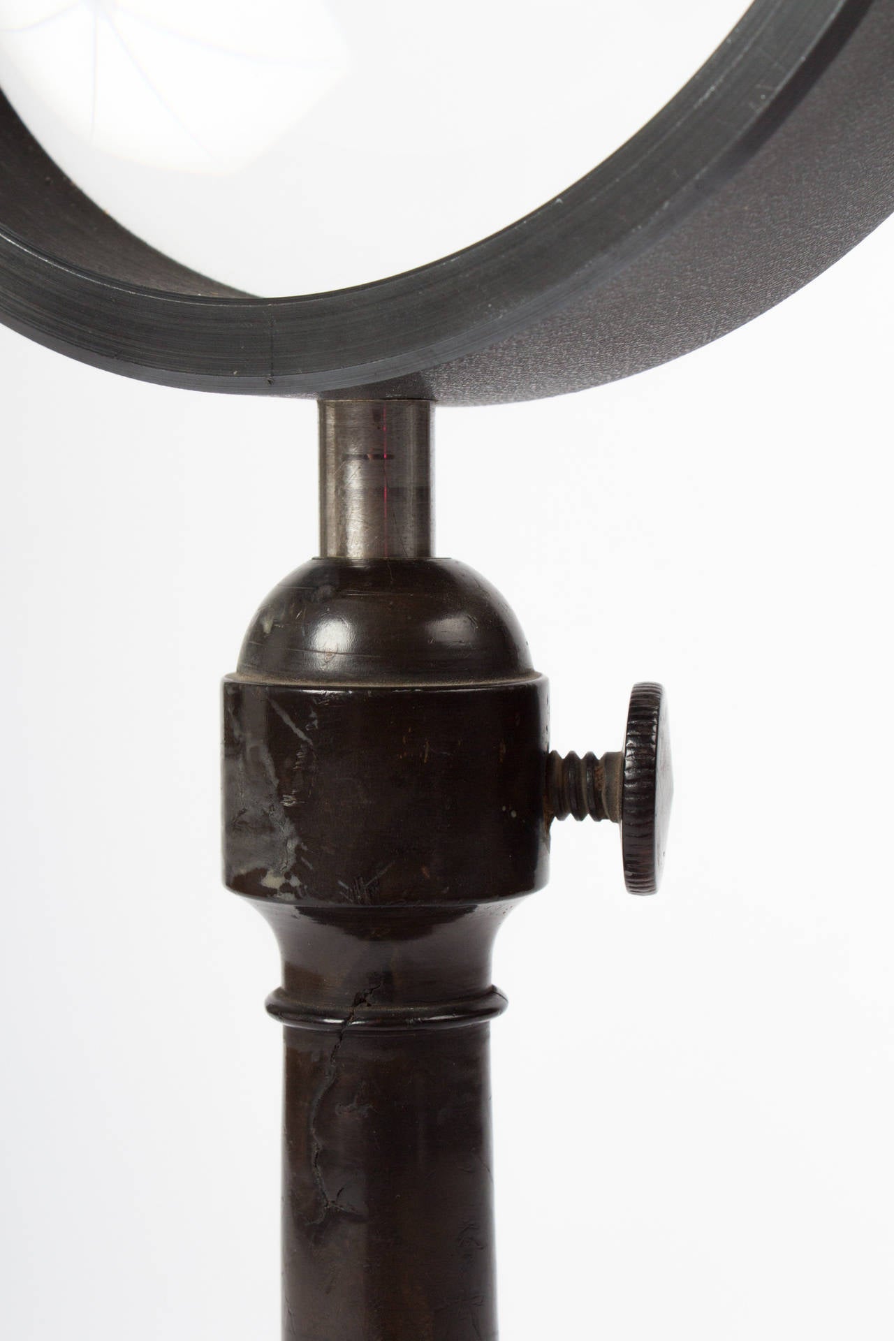 19th Century Magnifying Glass on Stand In Excellent Condition For Sale In Vienna, Vienna