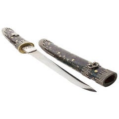 Antique Excessivly Decorated Anonym Meiji Period Aikuchi Tanto with Rich Maik-E Inlay