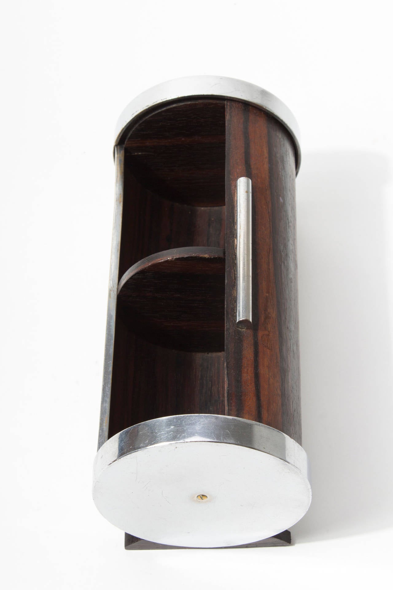 Rare Cylindrical Nickel Plated Cigarette Dispenser by Carl Auböck In Excellent Condition For Sale In Vienna, Vienna