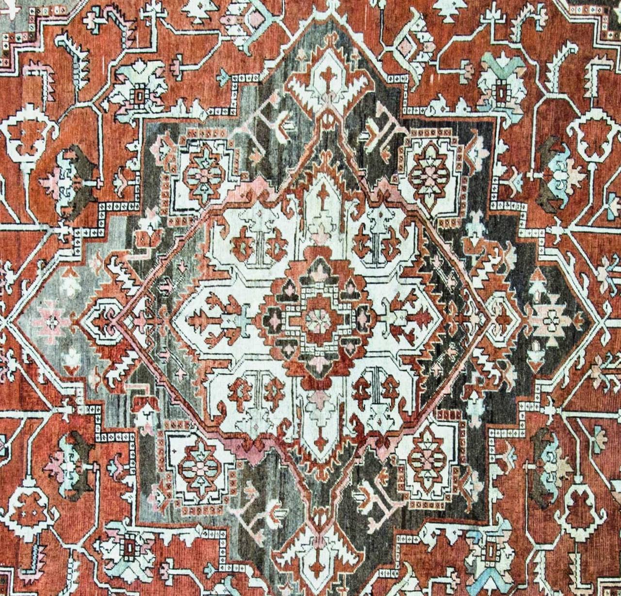 Antique Serapi Carpet, Persian at 1stdibs