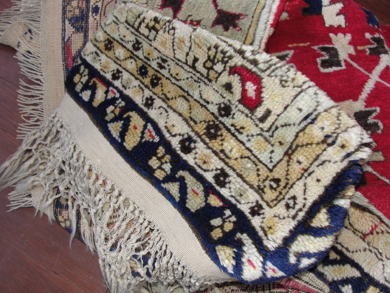 Antique Konya Prayer Rug In Excellent Condition For Sale In Evanston, IL