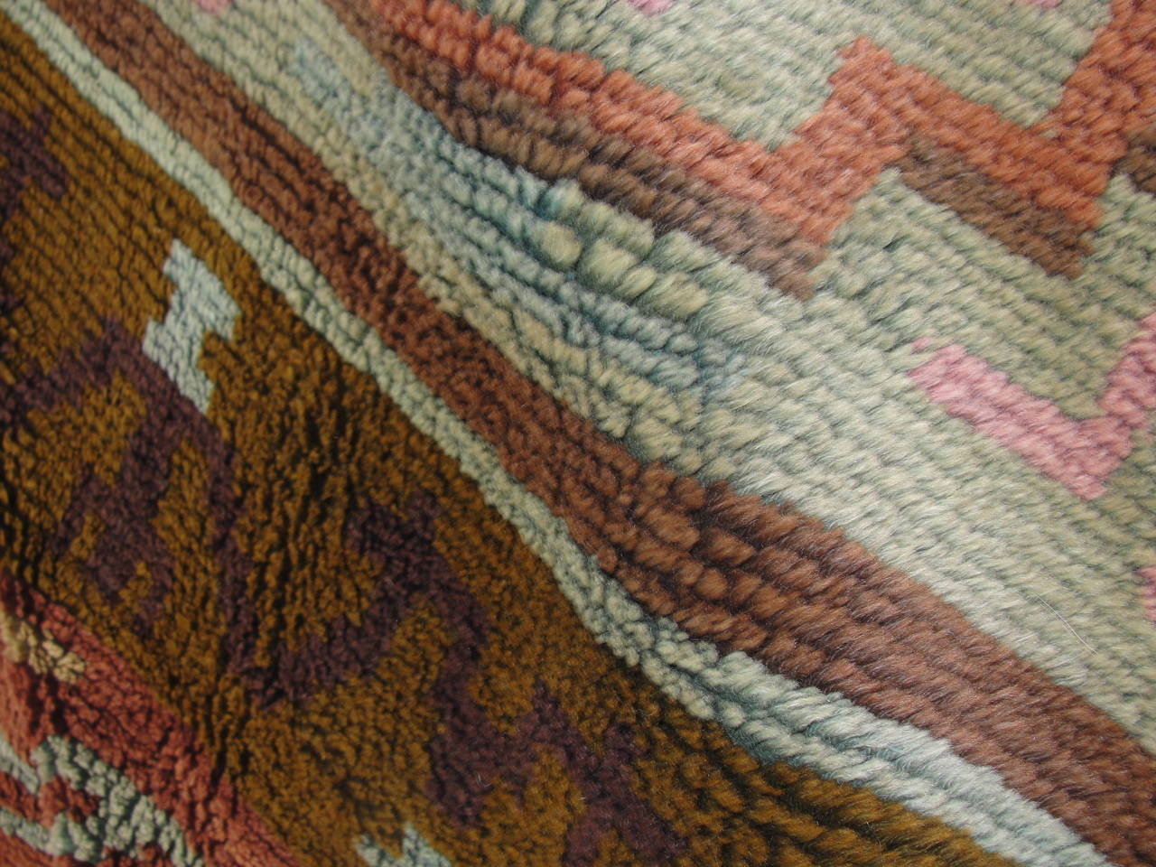 Art Deco Scandinavian Carpet, Vintage 7'5