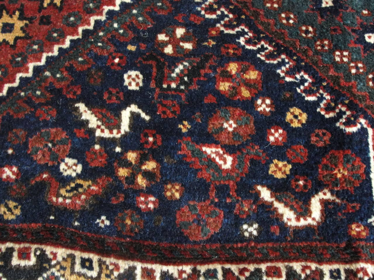 Hand-Woven Antique Ghashghai Carpets Rug