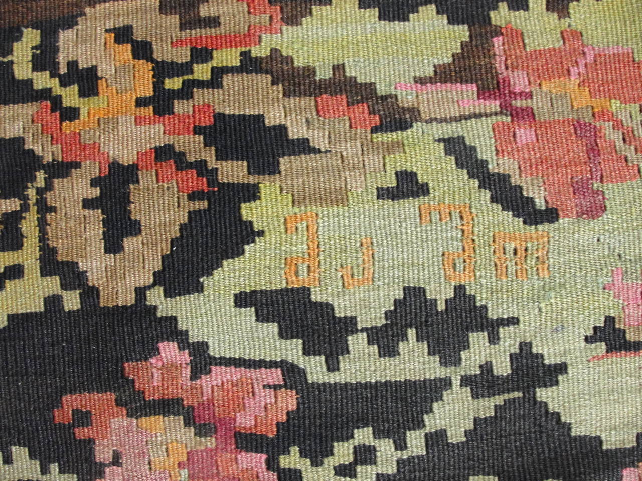 Antique Bessarabian Kilim, 5' x 7'. In Excellent Condition For Sale In Evanston, IL