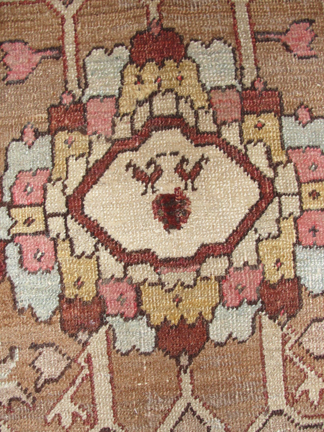 Persian Antique Serapi Carpet, Persia, Circa 1910-1920,  9'3