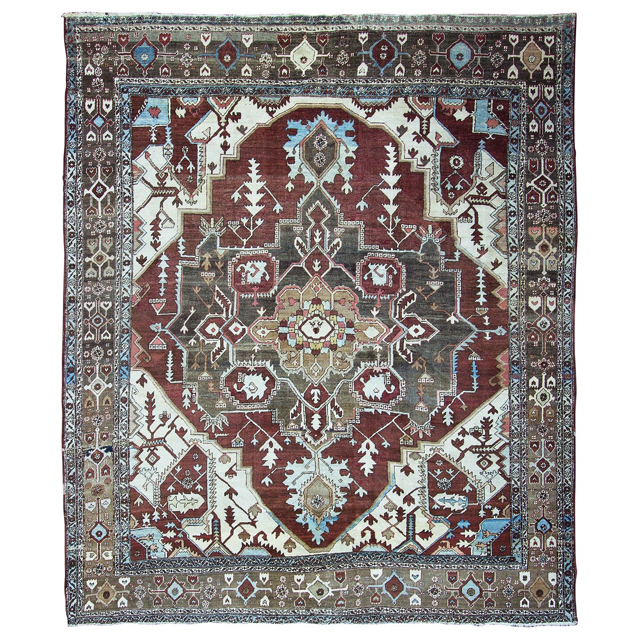 Antique Serapi Carpet, Persia, Circa 1910-1920,  9'3" x 11"  For Sale