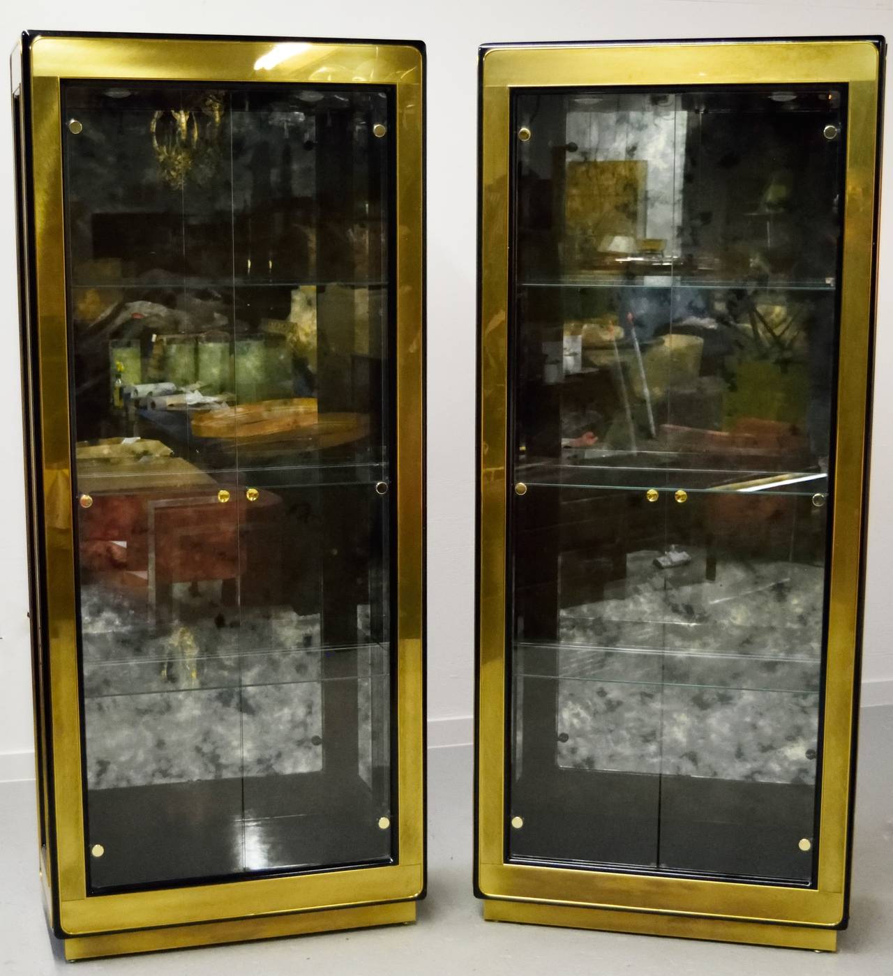 Mid-Century Modern Pair of Brass and Glass Vitrines by Mastercraft