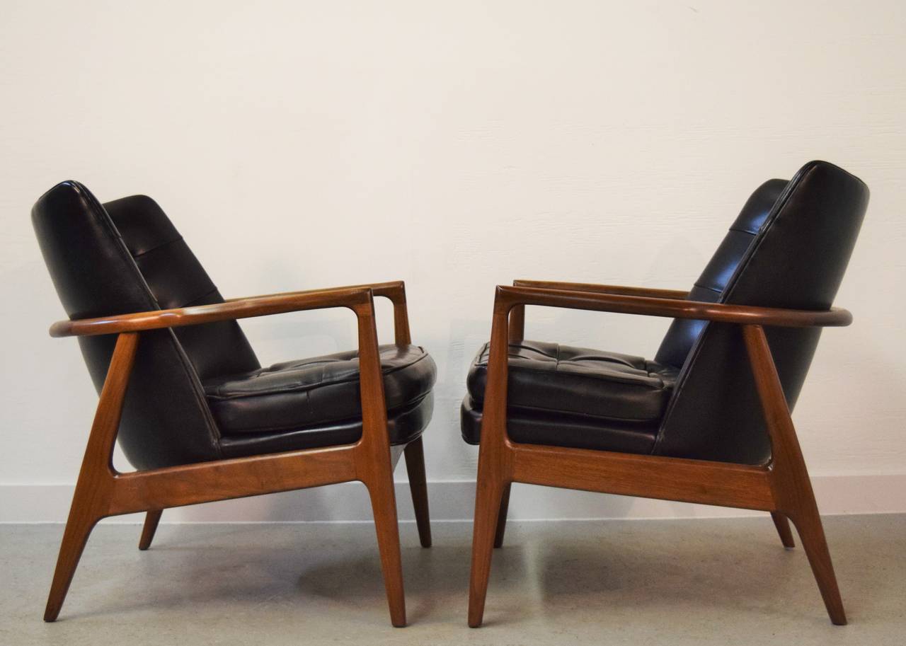Milo Baughman for Thayer Coggin Lounge Chairs In Excellent Condition In Middlesex, NJ