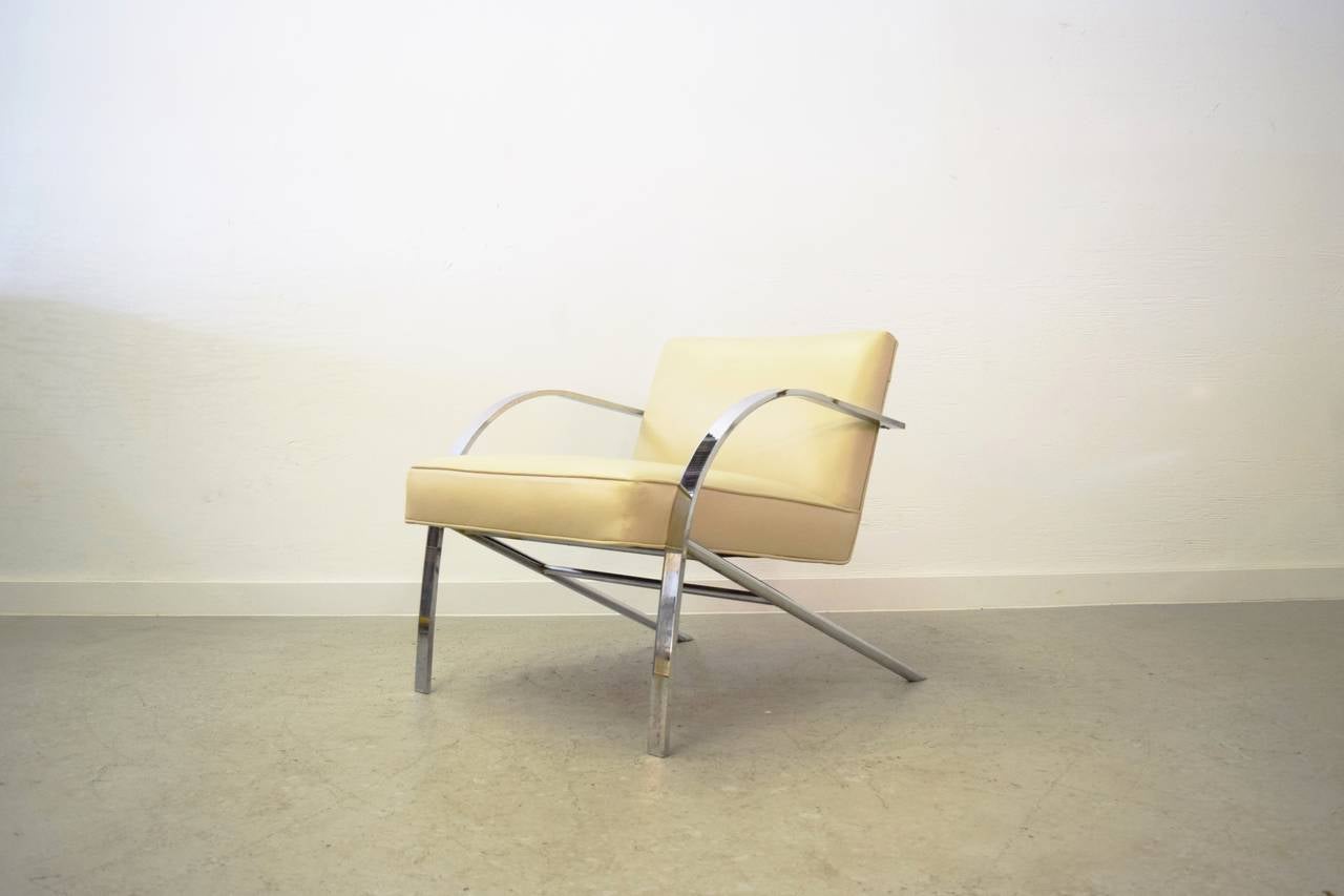 Arco Lounge Chair in the Style of Paul Tuttle In Excellent Condition In Middlesex, NJ