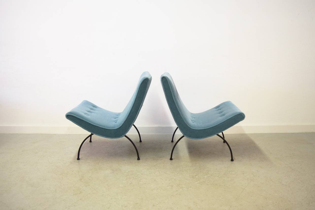 Mid-Century Modern Pair of Milo Baughman Scoop Lounge Chairs in Mohair