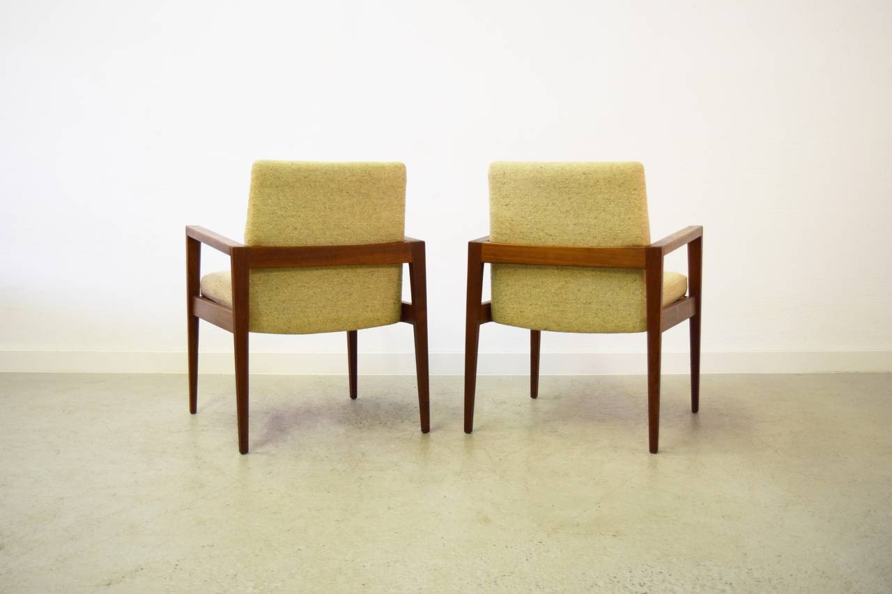 American Pair of Mid-Century Lounge Armchairs by Jens Risom