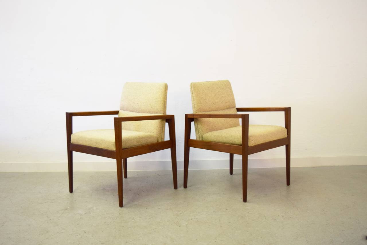 20th Century Pair of Mid-Century Lounge Armchairs by Jens Risom