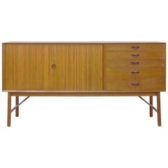 Peter Hvidt & Orla Mølgaard-Nielsen Credenza o credenza per Søborg Møbler
