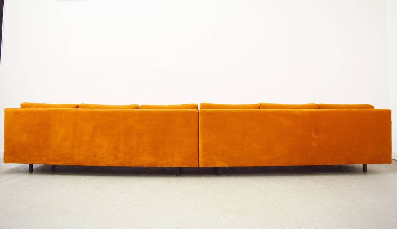 Long Tufted Harvey Probber Sofa In Excellent Condition In Middlesex, NJ