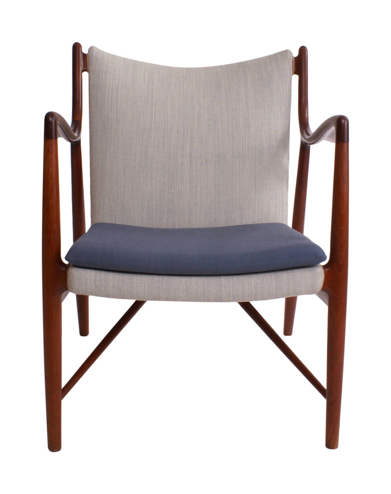Finn Juhl NV45 easy chair made by master cabinetmaker Niels Vodder. Chair is in teak and stamped from Niels Vodder.

Presented at the Copenhagen Cabinetmakers' Guild Exhibition in 1945.

Literature: Grete Jalk [ed.], 