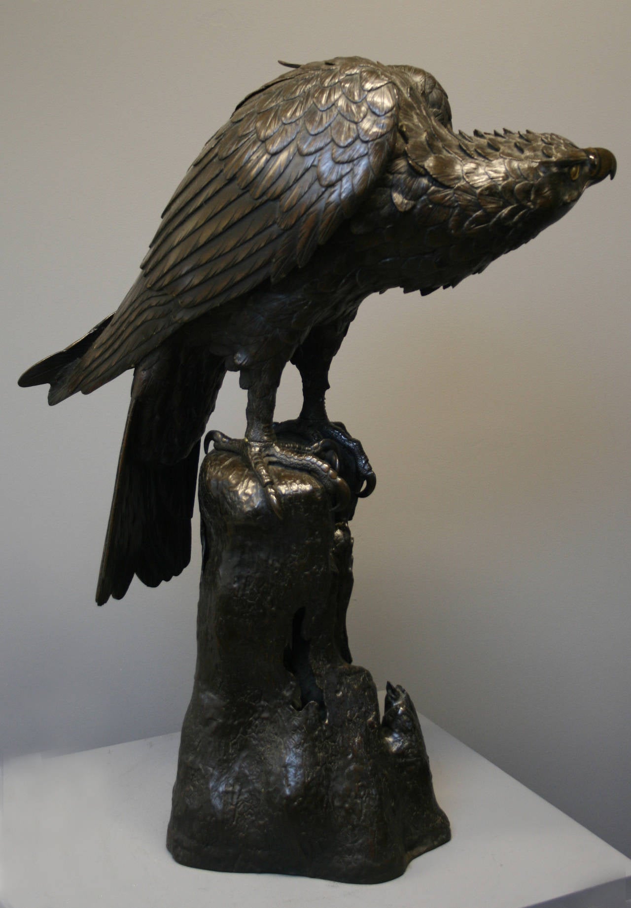 A very large Japanese bronze Hawk Koro (incense burner) sculpture 1