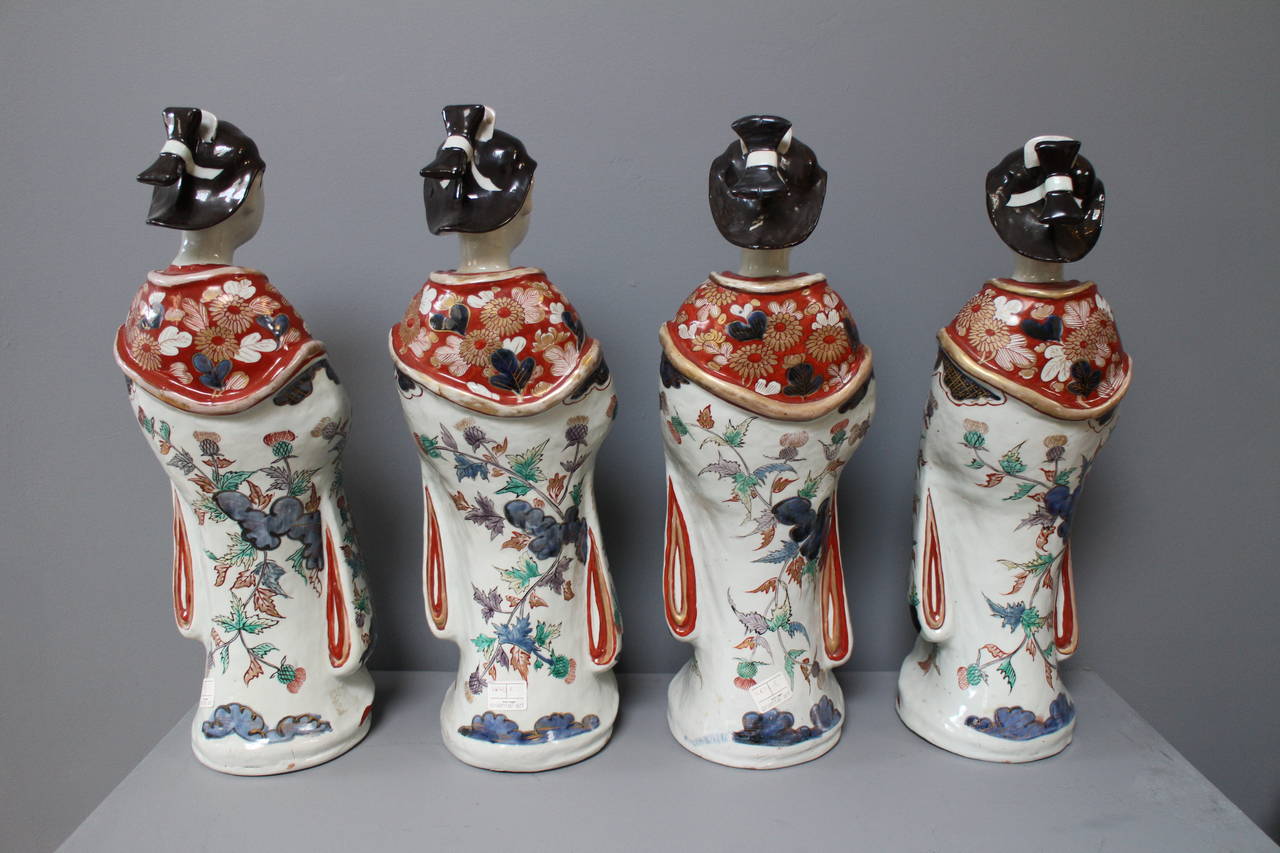 17th Century Collection of Eight Early Japanese Arita, Imari, Bijin Figures For Sale