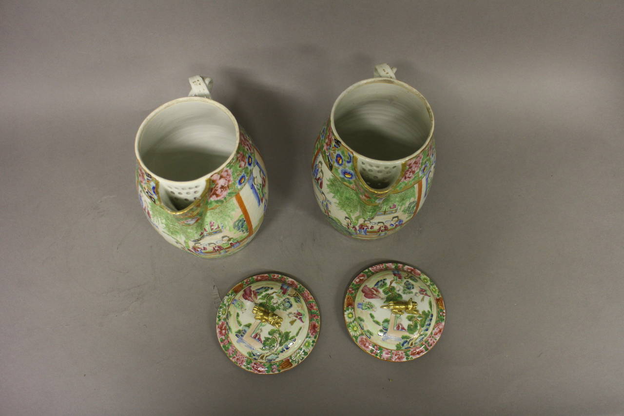 Pair of Cantonese Jugs and Lids For Sale 4