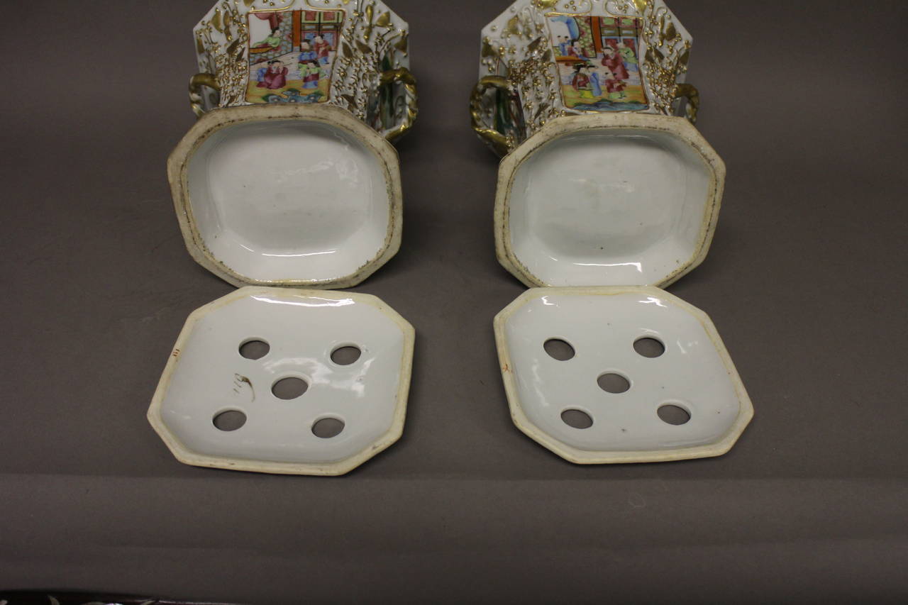 Pair of Cantonese Bough Pots and Covers For Sale 2