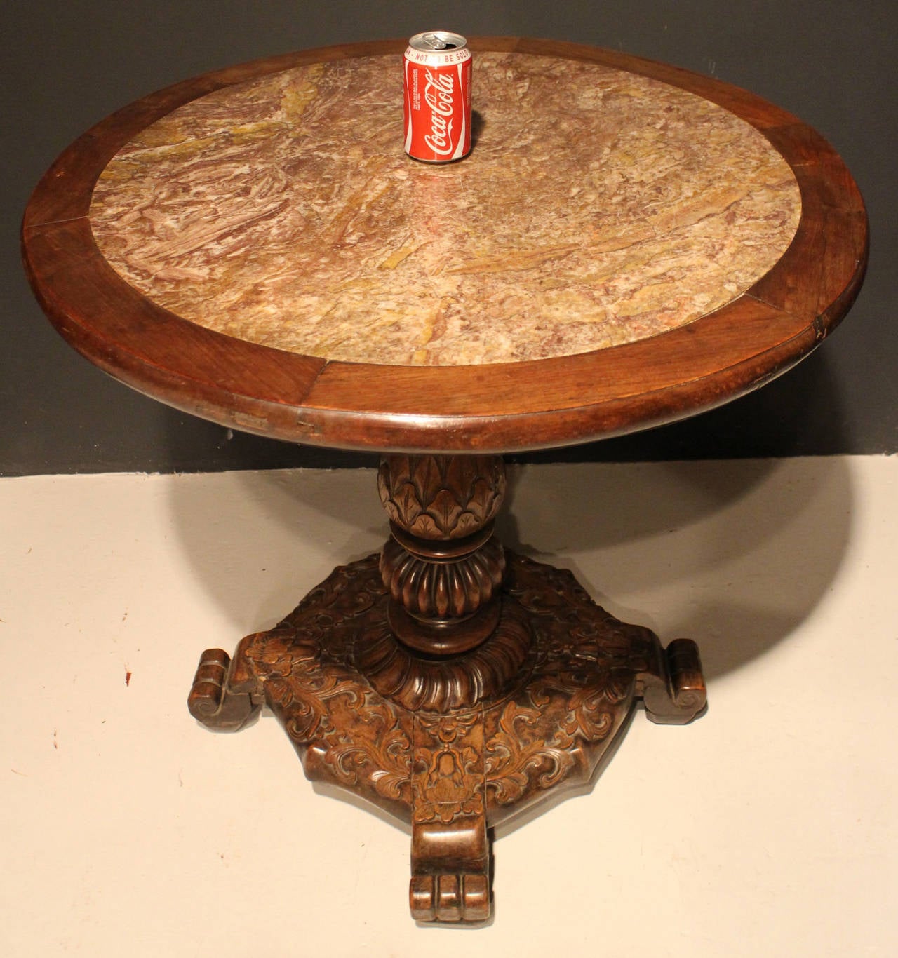 Medium Size Chinese Marble-Top Round Table For Sale 2