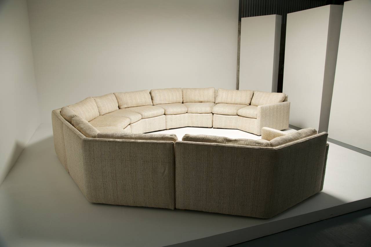 Late 20th Century Mid-century Hexagonal Sectional Sofa in the Style of Milo Baughman