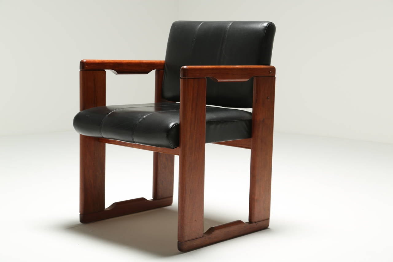 Late 20th Century Tobia Scarpa Dialogo armchair with leather seat. For Sale