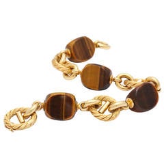 Carved Tiger
s Eye Gold Link Bracelet