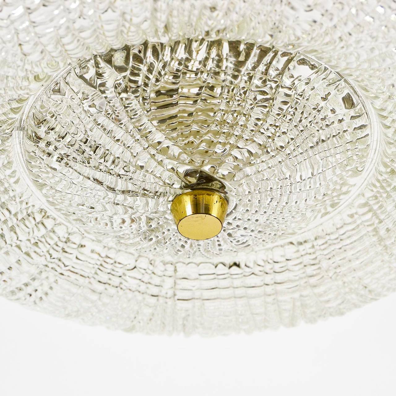 Textured Glass And Brass Ceiling Lamp Flush Mount by Kalmar, Austria, 1950s In Good Condition For Sale In Hausmannstätten, AT