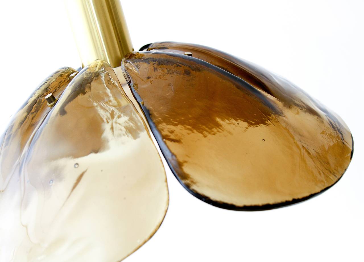 Large Kalmar Chandelier Pendant Light, Amber Glass and Brass, 1970s In Excellent Condition In Hausmannstätten, AT