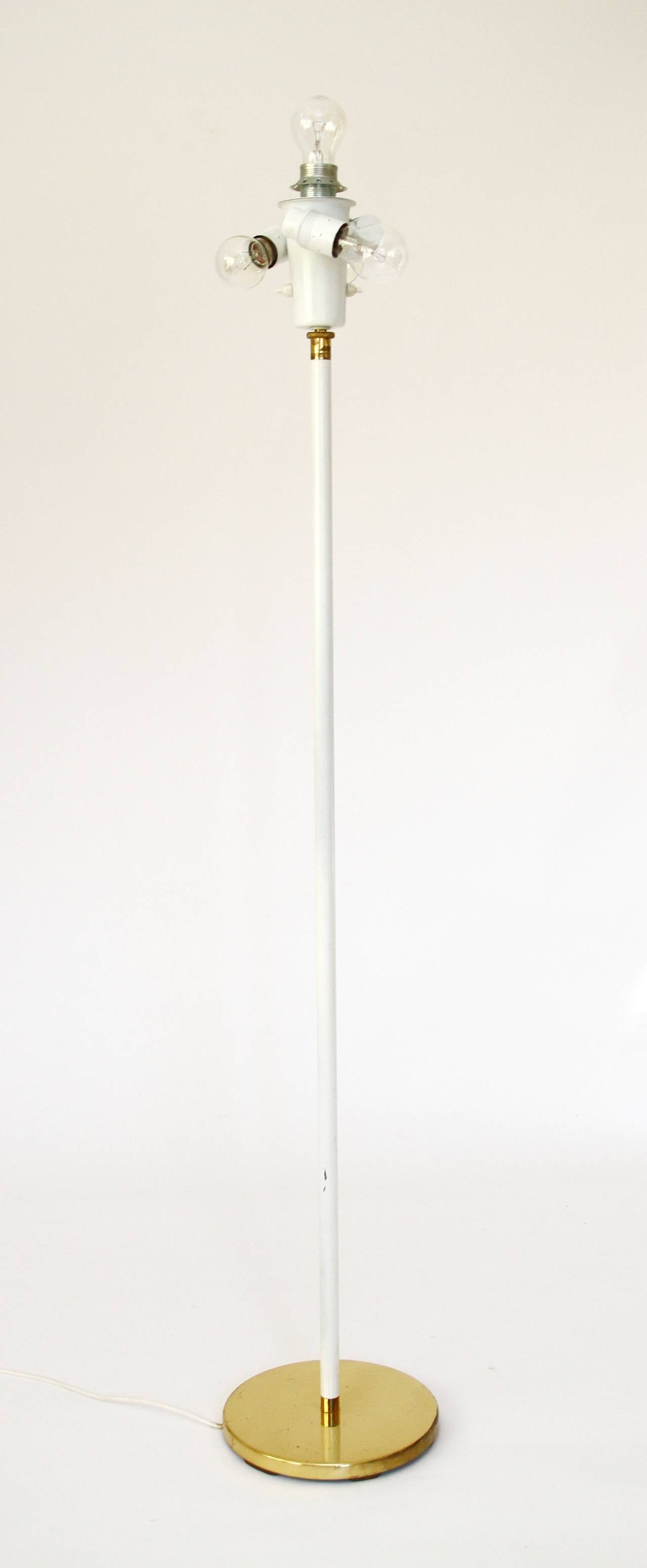 Lacquered Mid-Century Modern Floor Lamp Kalmar, Brass Height Adjustable 'Telescope', 1970s For Sale