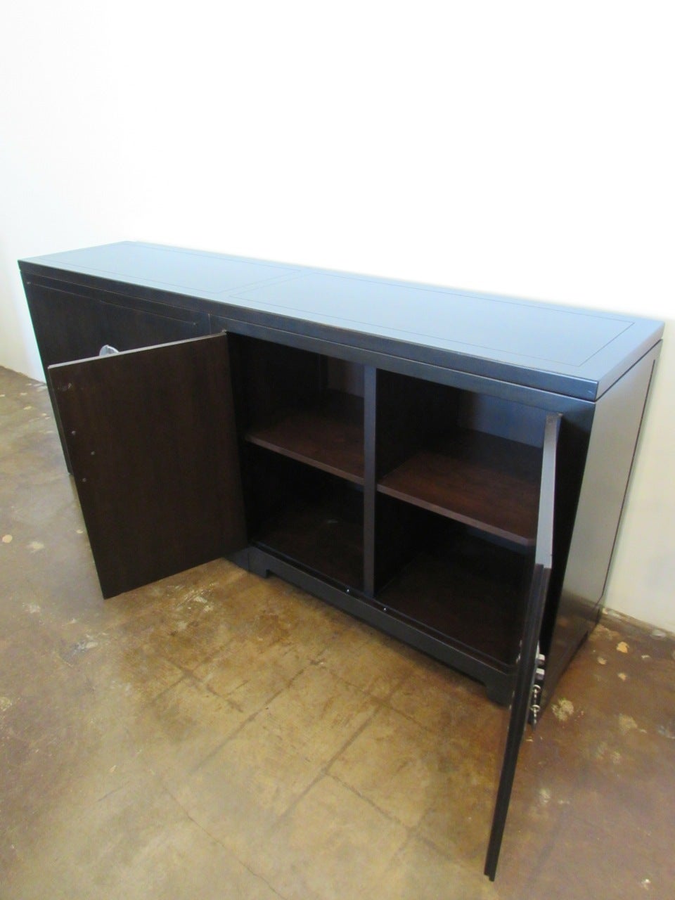 Walnut Michael Taylor for Baker Far East Buffet