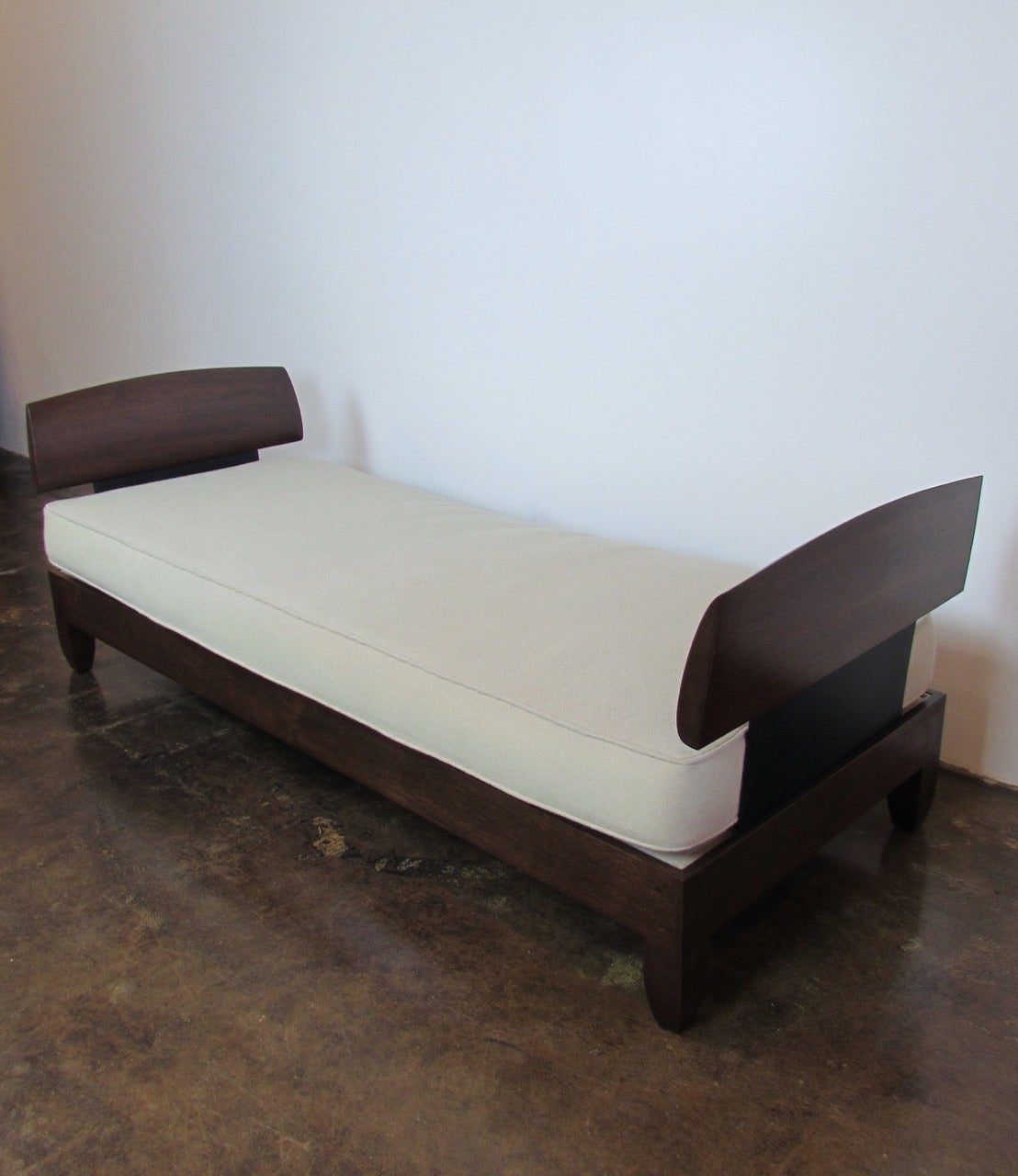 Chris Lehrecke Classic Daybed In Excellent Condition In Dallas, TX