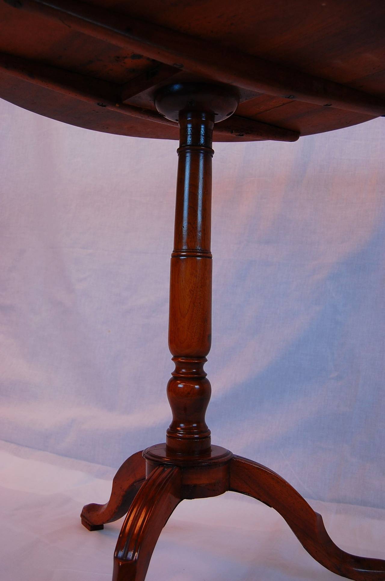 Louis XVI Period Mahogany Gueridon In Excellent Condition For Sale In Pittsburgh, PA