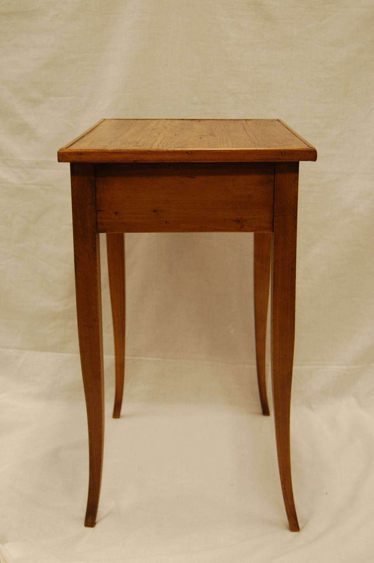 French Provincial Knotty Pine Side Table with Drawer, 19th Century