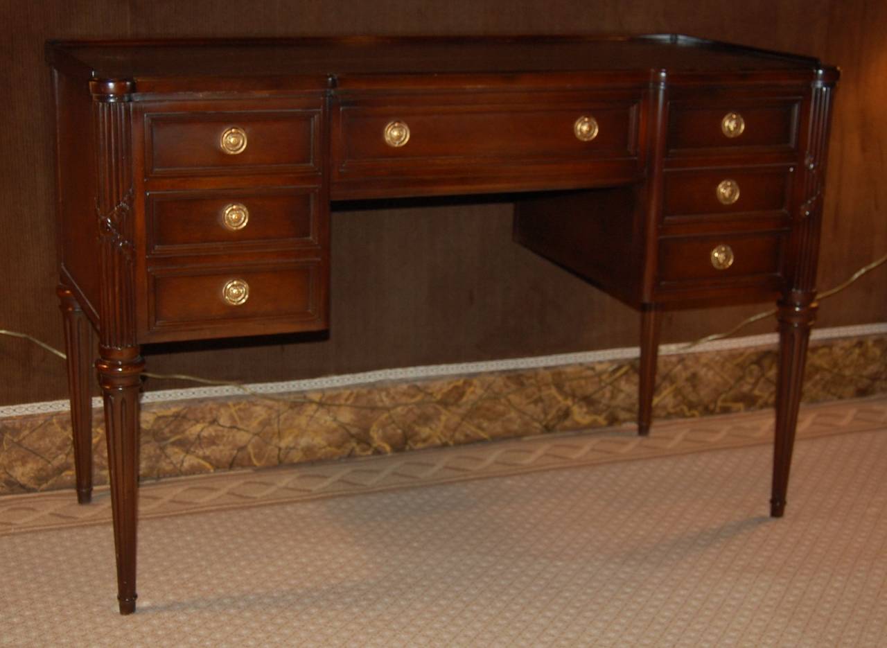 Louis XVI Style Dressing Table or Desk, Mid-20th Century 1