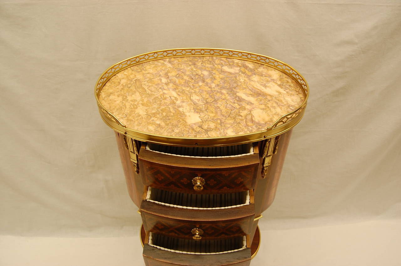 19th Century Oval Shaped Sienna Marble-Top French Side Table with Brass Gallery and Ormolu