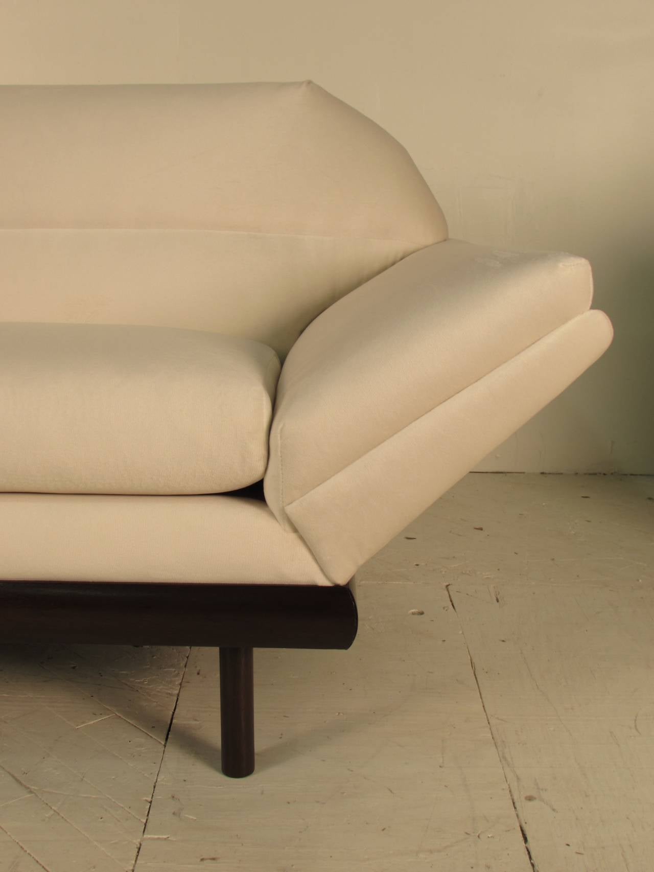 American Fabulous Fully Restored Midcentury Sofa in the Style of Adrian Pearsall